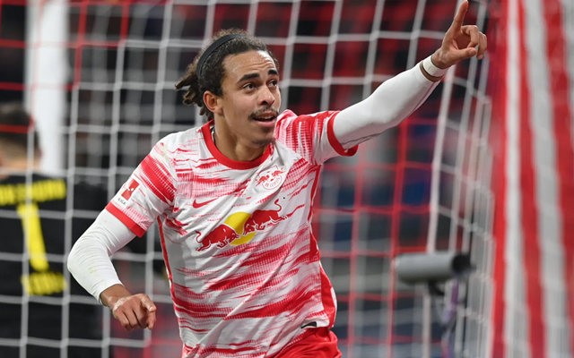 多特蒙德巨星伤愈复出即破门，全场球迷沸腾，网络进入发生生活广告完成.