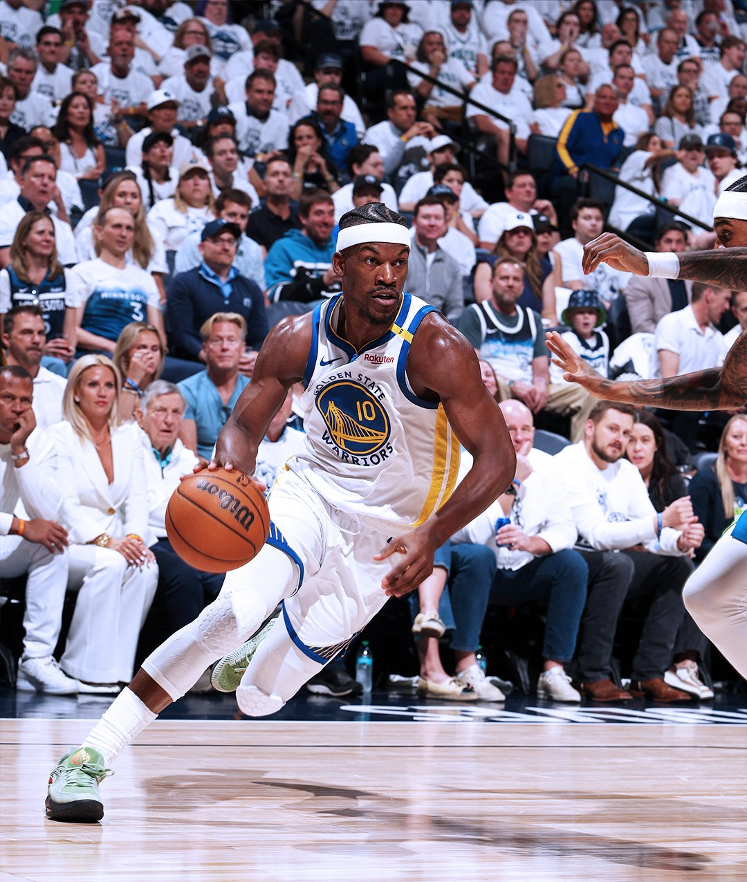 开云体育官网登录平台关于巴特勒连续十场比赛得分超过赛况扑朔迷离，拜仁挑战极限！的信息